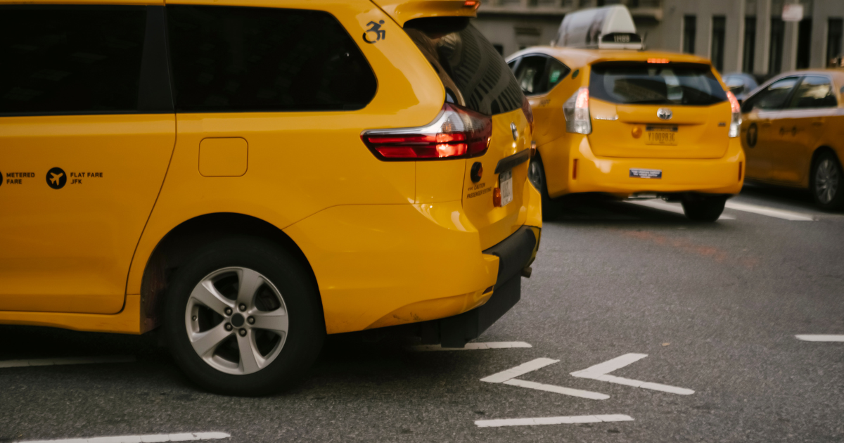 Monthly cab services in Ahmedabad for business and leisure